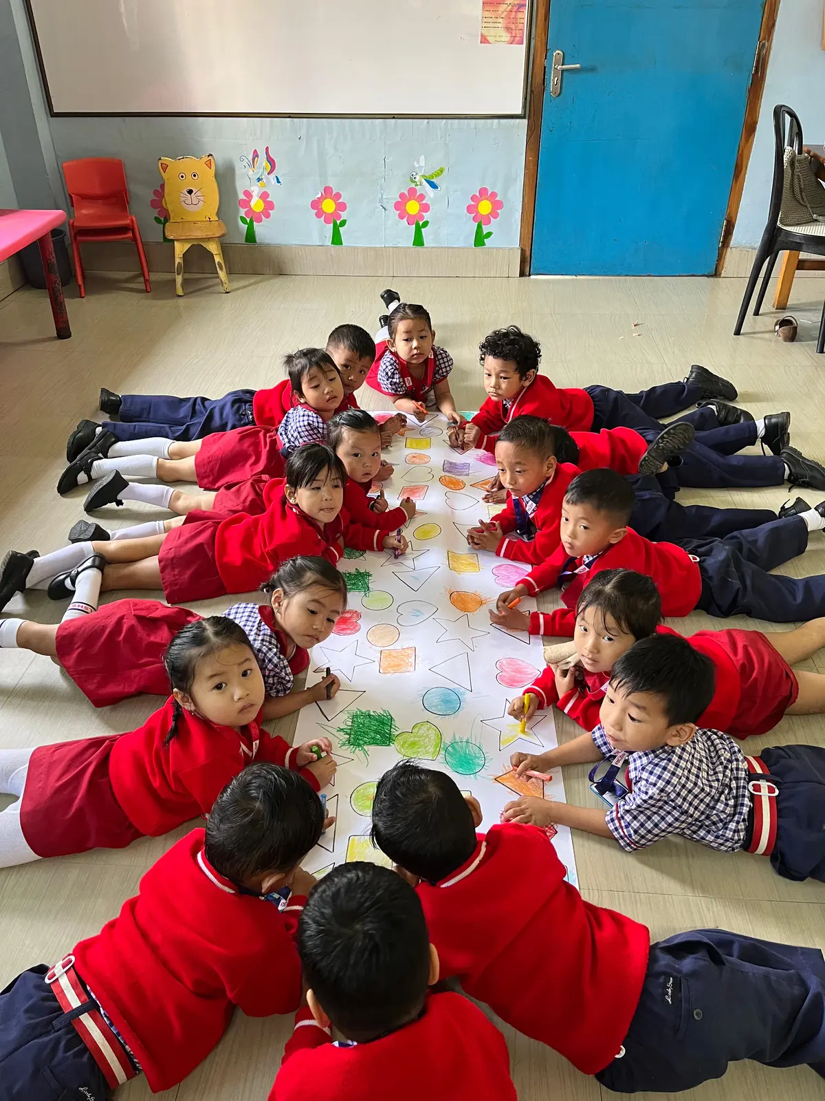 Precious Angels: Learning shapes and colours